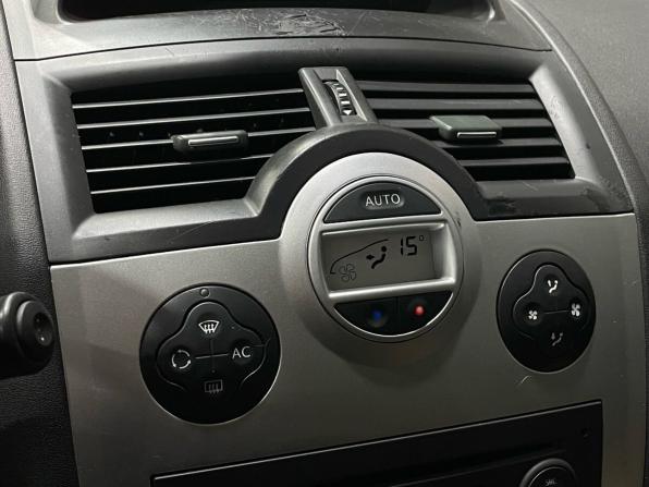 Renault Megane II Рестайлинг с пробегом 2008 года, цена 522 000 рублей, 220803 км, универсал, Автокод Объявления
