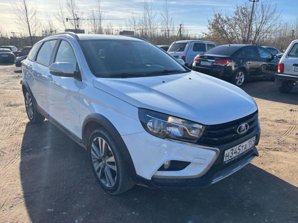 Lada (ВАЗ) Vesta I с пробегом 2021 года, цена 1 388 000 рублей, 42238 км, универсал, Автокод Объявления