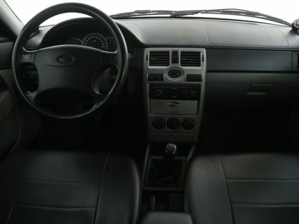 Lada (ВАЗ) Priora I с пробегом 2009 года, цена 184 000 рублей, 235000 км, хэтчбек, Автокод Объявления