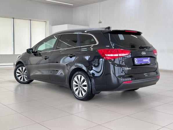 Kia Ceed II Рестайлинг с пробегом 2017 года, цена 1 390 000 рублей, 146226 км, универсал, Автокод Объявления