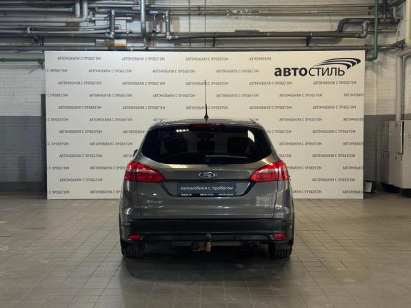 Ford Focus III Рестайлинг с пробегом 2015 года, цена 829 000 рублей, 204400 км, универсал, Автокод Объявления