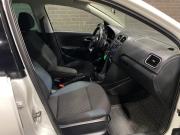 Volkswagen Polo V Рестайлинг Челябинск  - изображение 32