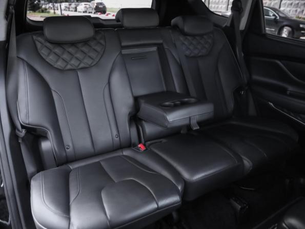 Hyundai Santa Fe IV Рестайлинг с пробегом 2022 года, цена 4 008 410 рублей, 70016 км, внедорожник, Автокод Объявления