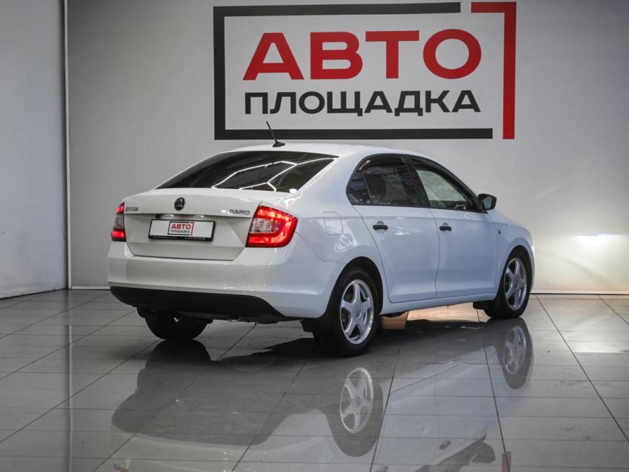 Skoda Rapid I Челябинск  - изображение 9