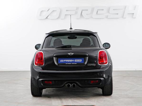 Mini Hatch III (F55/F56) с пробегом 2014 года, цена 1 848 055 рублей, 138663 км, хэтчбек, Автокод Объявления