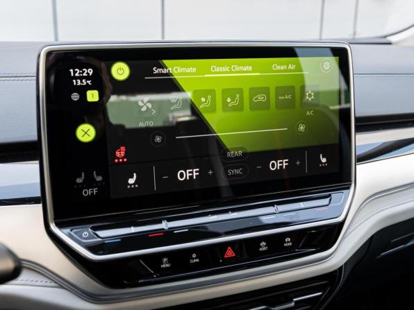 Volkswagen ID.6 с пробегом 2022 года, цена 3 600 000 рублей, 36544 км, внедорожник, Автокод Объявления