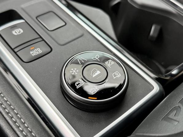 Nissan Pathfinder V с пробегом 2021 года, цена 4 737 000 рублей, 32040 км, внедорожник, Автокод Объявления