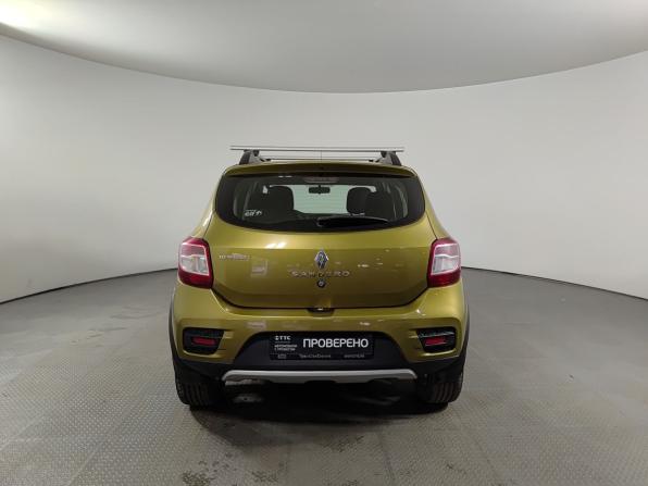 Renault Sandero II с пробегом 2017 года, цена 895 000 рублей, 175781 км, хэтчбек, Автокод Объявления