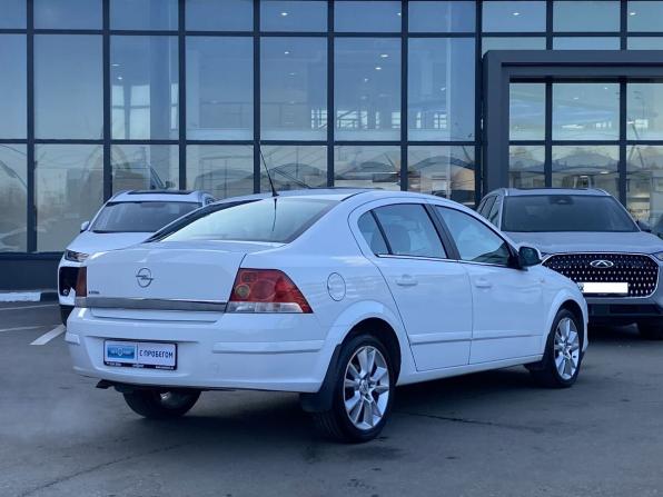 Opel Astra H Рестайлинг с пробегом 2010 года, цена 499 000 рублей, 296018 км, седан, Автокод Объявления