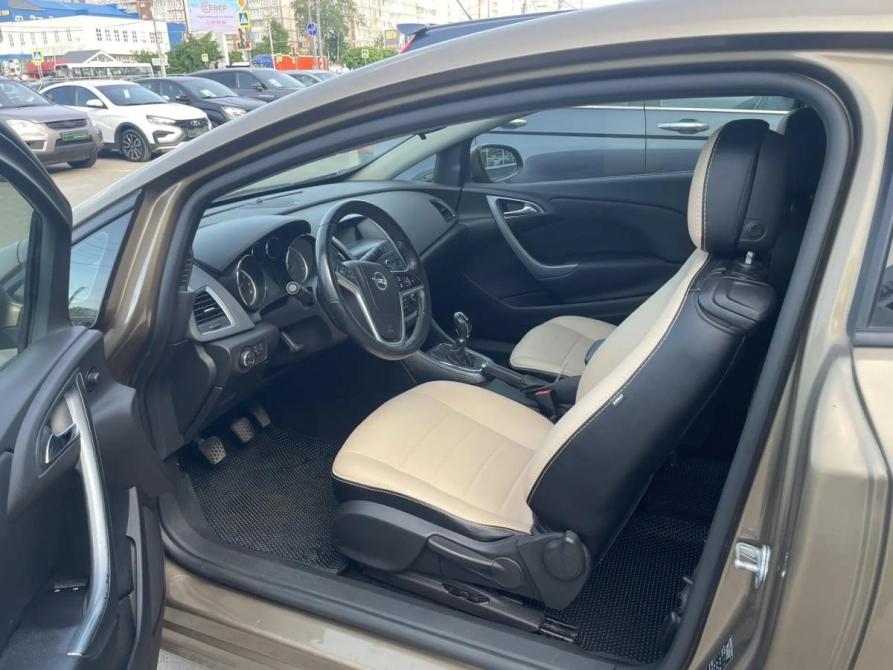 Opel Astra J Рестайлинг Череповец  - изображение 9