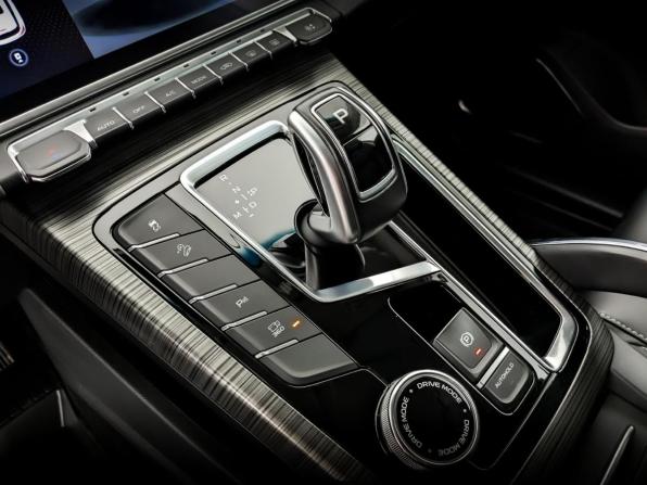Geely Atlas Pro с пробегом 2024 года, цена 2 160 000 рублей, 44613 км, внедорожник, Автокод Объявления