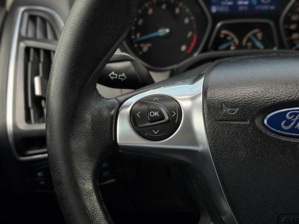 Ford Focus III с пробегом 2012 года, цена 905 000 рублей, 171242 км, хэтчбек, Автокод Объявления