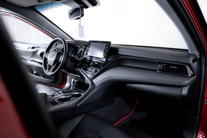 Toyota Camry VIII (XV70) Рестайлинг с пробегом 2021 года, цена 3 099 000 рублей, 106875 км, седан, Автокод Объявления