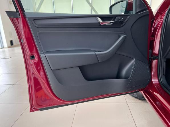 Skoda Rapid II с пробегом 2021 года, цена 1 745 000 рублей, 63273 км, лифтбек, Автокод Объявления