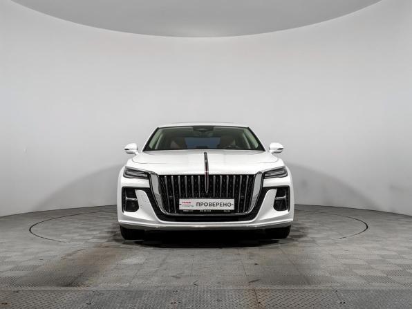 Hongqi H5 II с пробегом 2023 года, цена 2 670 000 рублей, 50207 км, седан, Автокод Объявления