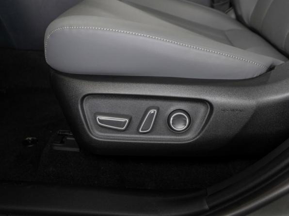 Toyota RAV4 VI (XA60) с пробегом 2026 года, цена 4 500 000 рублей, 30 км, внедорожник, Автокод Объявления