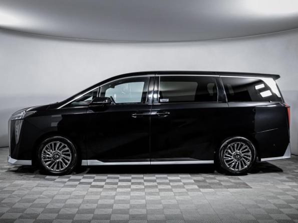 GAC M8 с пробегом 2024 года, цена 4 990 000 рублей, 16995 км, минивэн, Автокод Объявления