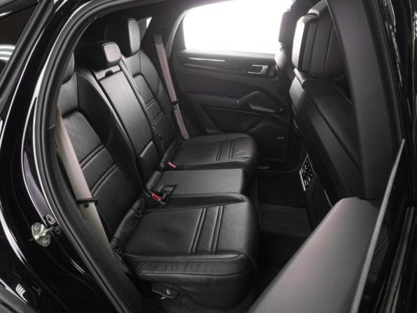 Porsche Cayenne III с пробегом 2022 года, цена 12 400 000 рублей, 65612 км, внедорожник, Автокод Объявления