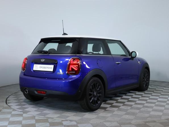 Mini Hatch III (F55/F56) Рестайлинг с пробегом 2019 года, цена 1 947 800 рублей, 50000 км, хэтчбек, Автокод Объявления