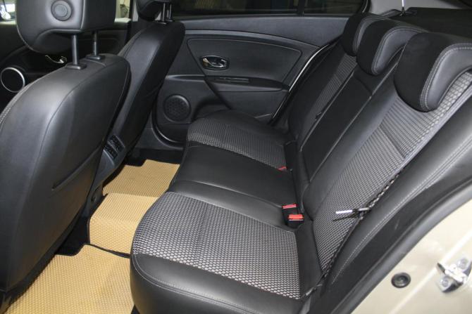 Renault Fluence I с пробегом 2012 года, цена 559 000 рублей, 218896 км, седан, Автокод Объявления