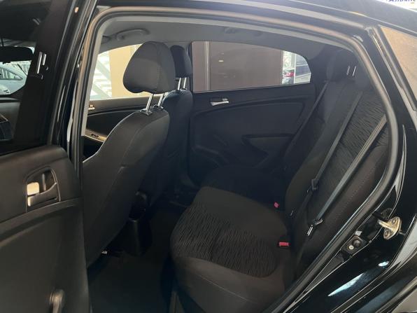 Hyundai Solaris I Рестайлинг с пробегом 2014 года, цена 895 000 рублей, 113810 км, седан, Автокод Объявления