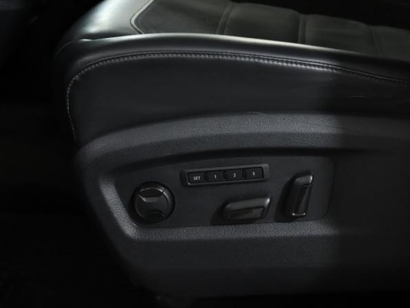 Volkswagen Multivan T6 с пробегом 2019 года, цена 4 499 000 рублей, 160000 км, минивэн, Автокод Объявления