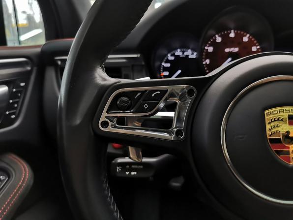 Porsche Macan I Рестайлинг с пробегом 2021 года, цена 7 750 000 рублей, 50878 км, внедорожник, Автокод Объявления