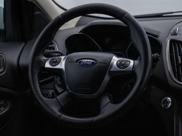 Ford Kuga II с пробегом 2015 года, цена 1 080 000 рублей, 223475 км, внедорожник, Автокод Объявления