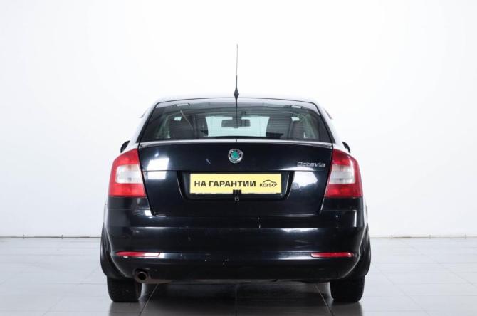 Skoda Octavia II (A5) Рестайлинг с пробегом 2011 года, цена 699 000 рублей, 340000 км, лифтбек, Автокод Объявления