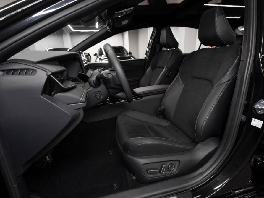 Toyota Camry IX (XV80) China Market Москва  - изображение 9
