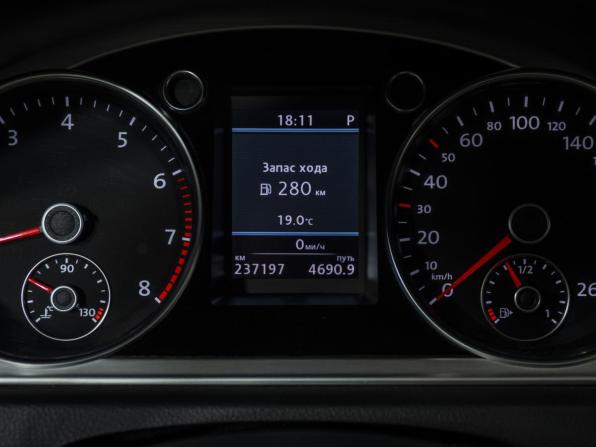 Volkswagen Passat B7 с пробегом 2011 года, цена 947 000 рублей, 238000 км, седан, Автокод Объявления