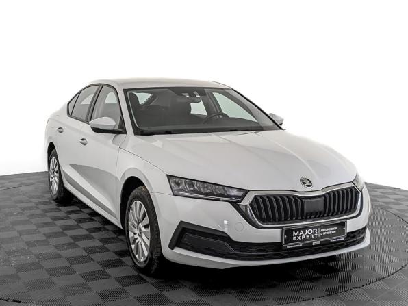 Skoda Octavia IV (A8) с пробегом 2021 года, цена 2 255 000 рублей, 73007 км, лифтбек, Автокод Объявления