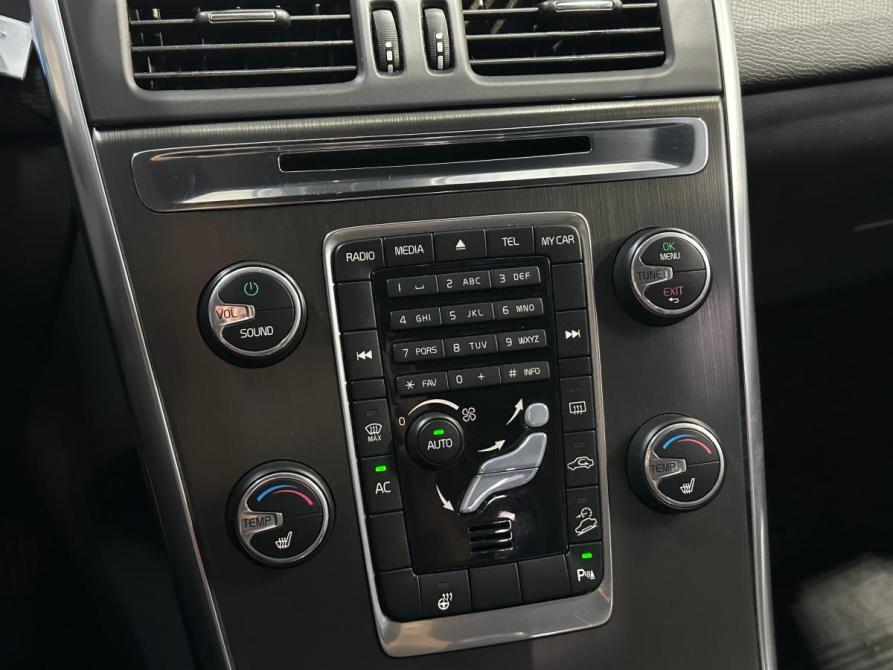 Volvo XC60 I Рестайлинг Санкт-Петербург  - изображение 19