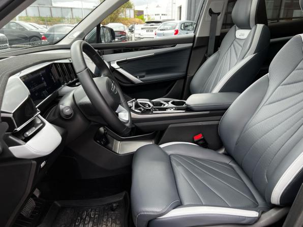 Geely Atlas II с пробегом 2025 года, цена 3 299 000 рублей, 6169 км, внедорожник, Автокод Объявления