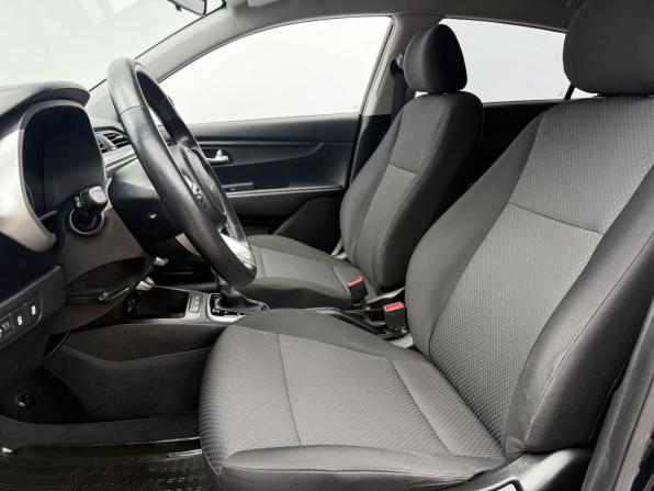 Kia Rio IV Рестайлинг с пробегом 2021 года, цена 1 700 000 рублей, 47000 км, хэтчбек, Автокод Объявления