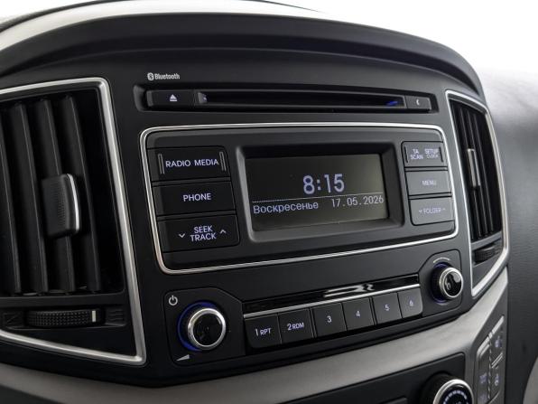 Hyundai H-1 II Рестайлинг 2 с пробегом 2019 года, цена 3 350 000 рублей, 74333 км, минивэн, Автокод Объявления
