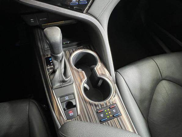 Toyota Camry VIII (XV70) с пробегом 2018 года, цена 2 449 000 рублей, 197911 км, седан, Автокод Объявления
