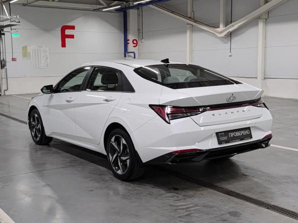 Hyundai Elantra VII (CN7) с пробегом 2022 года, цена 2 350 000 рублей, 41285 км, седан, Автокод Объявления