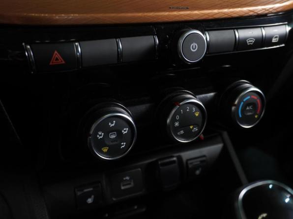 Lada (ВАЗ) Vesta I Рестайлинг (NG) с пробегом 2024 года, цена 1 389 000 рублей, 58677 км, универсал, Автокод Объявления