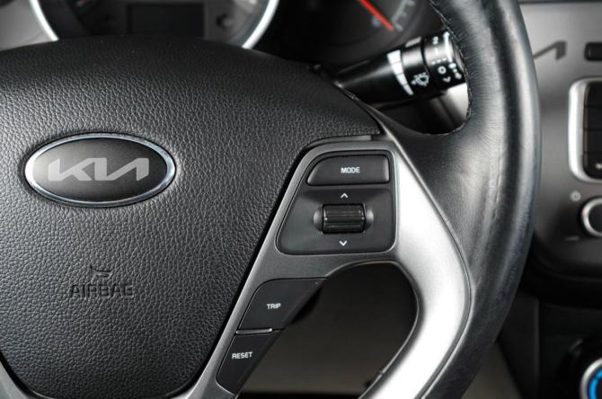 Kia Rio III Рестайлинг с пробегом 2015 года, цена 1 329 000 рублей, 123000 км, седан, Автокод Объявления
