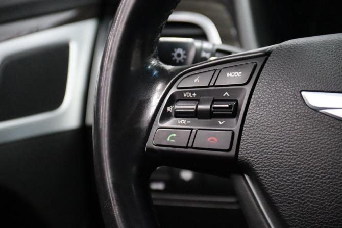 Hyundai Genesis II с пробегом 2015 года, цена 1 995 950 рублей, 178367 км, седан, Автокод Объявления
