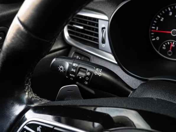 Kia Optima IV Рестайлинг с пробегом 2020 года, цена 2 430 000 рублей, 76028 км, седан, Автокод Объявления