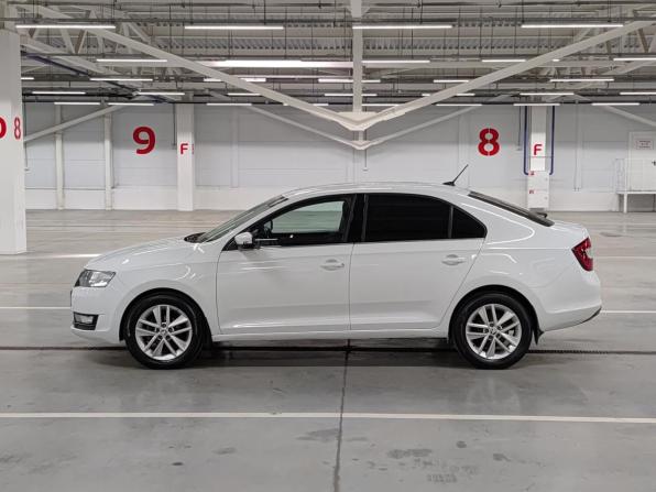 Skoda Rapid I Рестайлинг с пробегом 2017 года, цена 1 265 000 рублей, 83560 км, лифтбек, Автокод Объявления