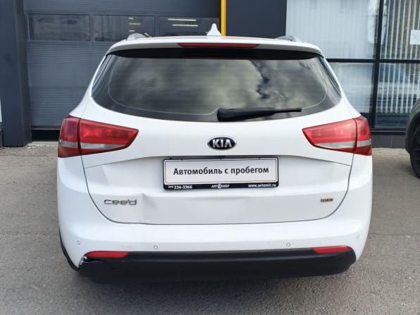Kia Ceed II Рестайлинг с пробегом 2017 года, цена 1 280 000 рублей, 161118 км, универсал, Автокод Объявления