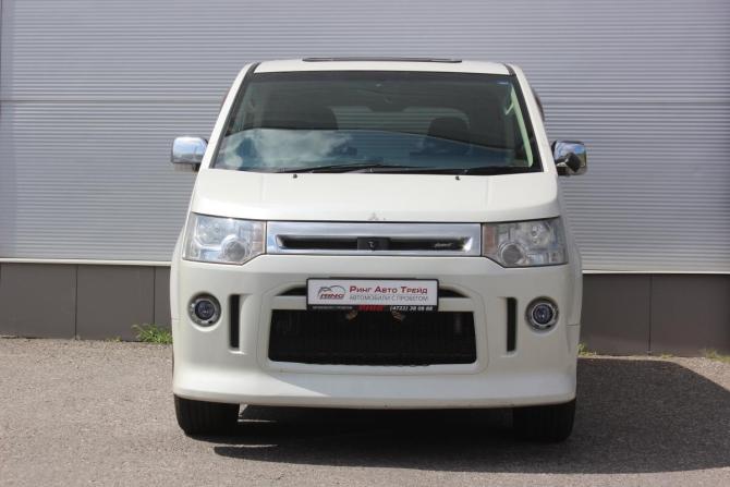 Mitsubishi Delica D:5 I с пробегом 2009 года, цена 1 547 000 рублей, 215854 км, минивэн, Автокод Объявления