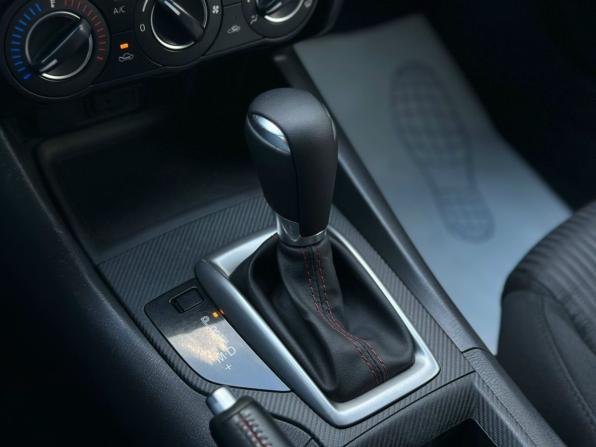 Mazda 3 III (BM) с пробегом 2013 года, цена 999 000 рублей, 256795 км, седан, Автокод Объявления