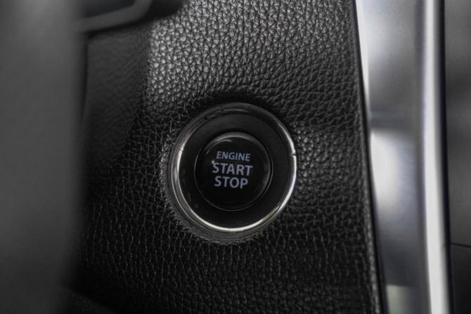 Suzuki Kizashi с пробегом 2010 года, цена 749 000 рублей, 189250 км, седан, Автокод Объявления
