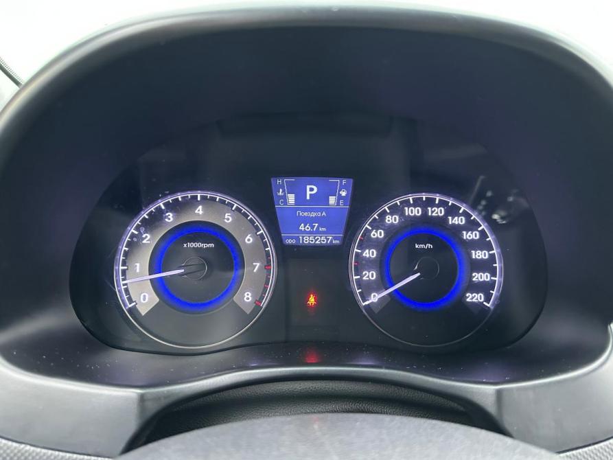 Hyundai Solaris I Екатеринбург  - изображение 9