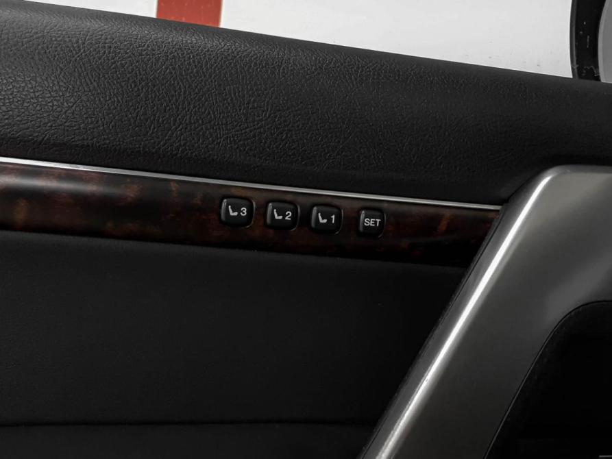 Toyota Land Cruiser 200 Series Рестайлинг 1 Москва  - изображение 19