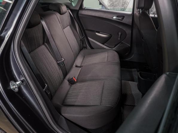 Opel Astra J с пробегом 2012 года, цена 859 000 рублей, 152227 км, хэтчбек, Автокод Объявления